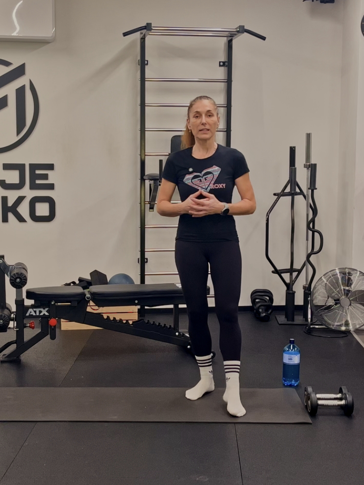 Cvičení s Martinou- „Od fitness trenérky k televizní produkci. Zní to jako skok, ale pro mě je to dokonalý balanc. Na Kódu tvořím a produkuju, v gymu čistím hlavu u silového tréninku. Pohyb je pro mě nutnost."