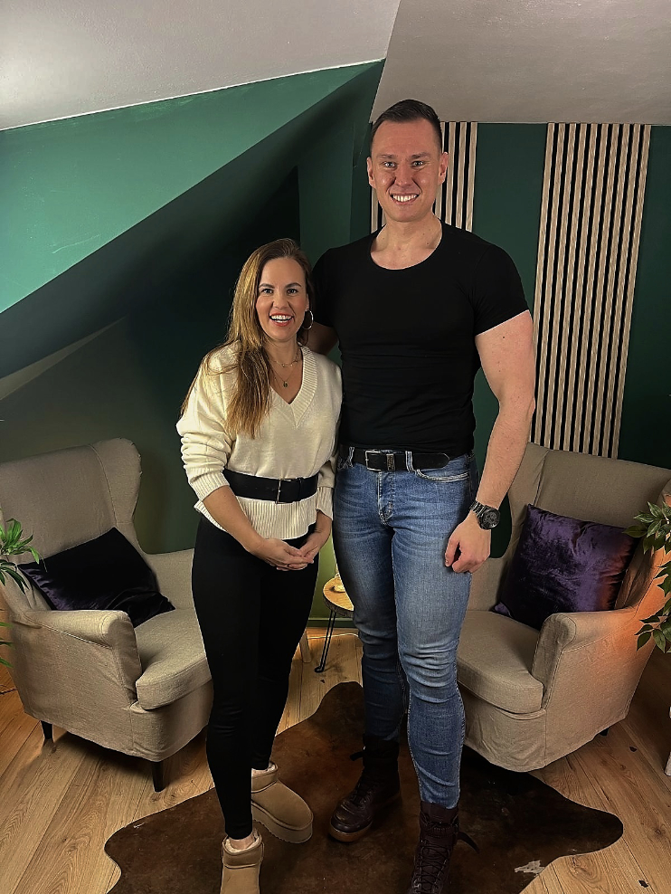 Matěj Stanislav, DiS. - spoluzakladatel NaGram.cz, nutriční terapeut, trenér první třídy -   Ženy by měly víc myslet na každodenní příjem bílkovin. Nejsou v ranní ovesné kaši se lžící tvarohu, ani v odpoledním salátu s kousky sýra.